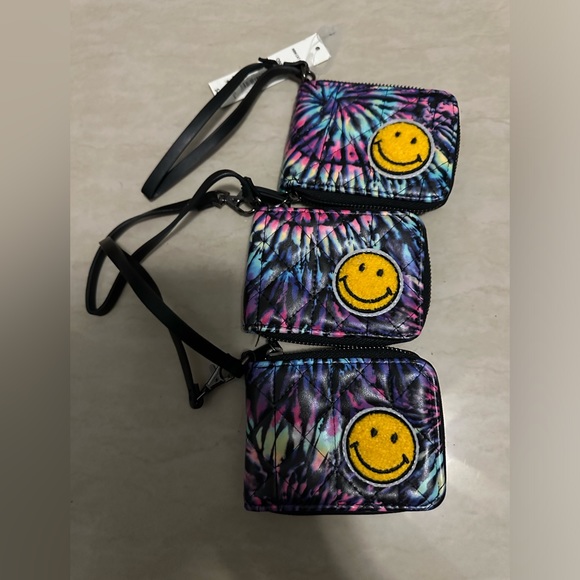 Wallets - Picture 1 of 2